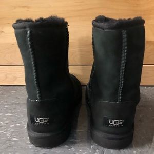 UGG Classic Short Boots